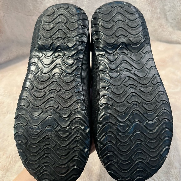 Bogs black youth size 4 - Picture 6 of 8